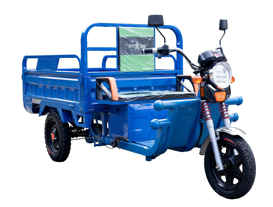 电动三轮车载货货车1.5*1米 1200瓦  60v20安电池