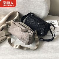 牛津布包包女2021新款韩版帆布小包女士轻便休闲包单肩斜挎包