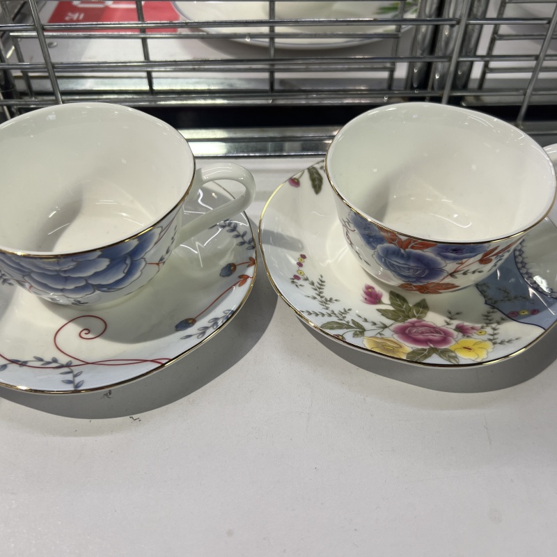 玛戈隆特骨瓷咖啡杯套装2杯2碟高清大图