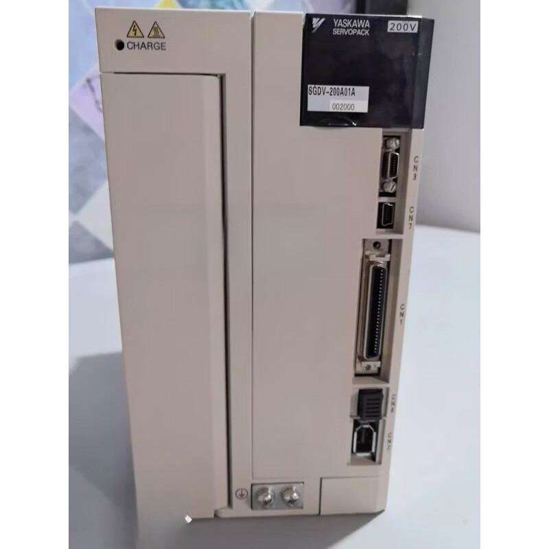 伺服驱动器 SGDV-200A01A002000 单位:个