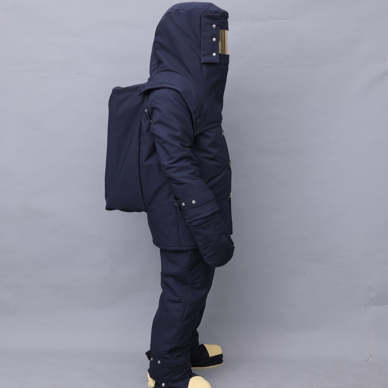 劳卫士 避火服 QLWS-003 件高清大图