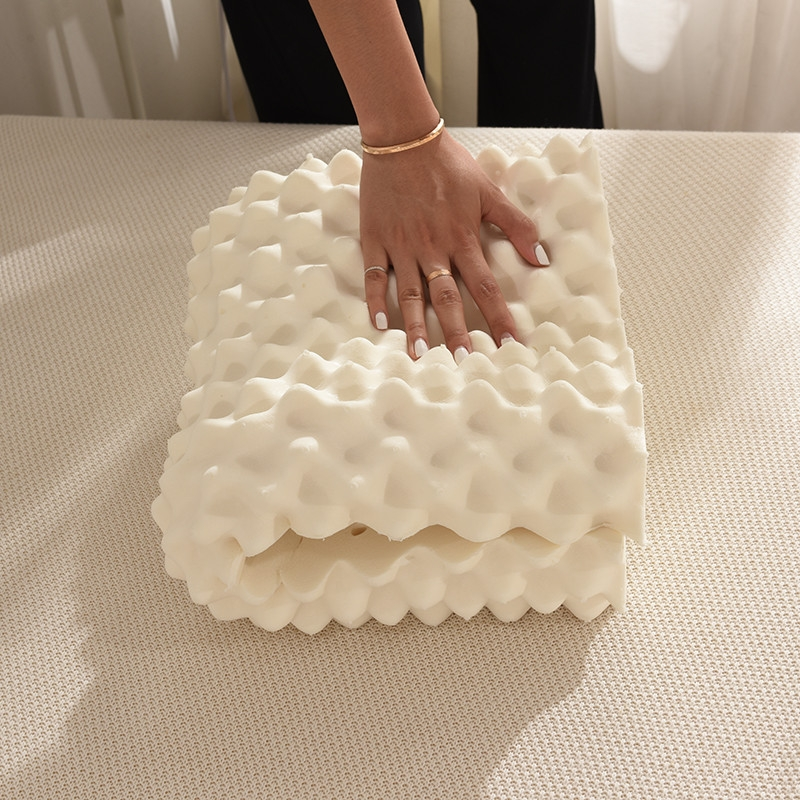 金牛送福乳胶枕35*58cm
