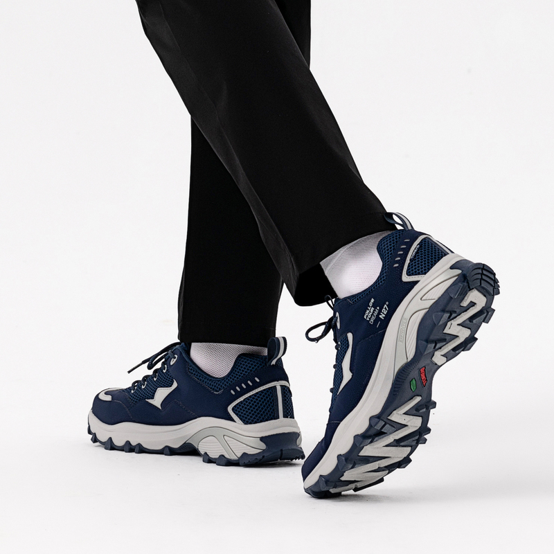 探路者男鞋户外徒步鞋子低帮透气网布轻便登山鞋春夏季男式防滑耐磨