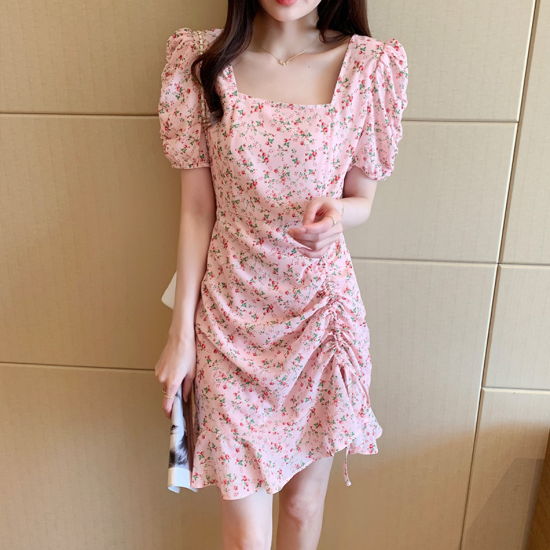 [2.5折价79元]唐狮夏季连衣裙女方领碎花抽褶短袖淑女风短裙流行百搭潮