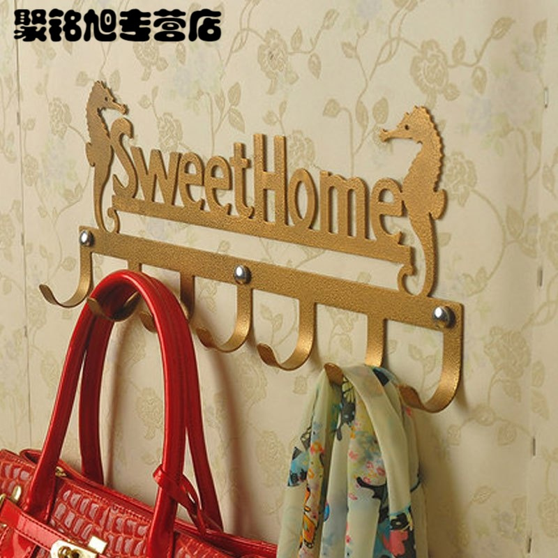时尚创意生活用品挂钩多色多款厨房浴室挂钩挂衣服铁艺后挂钩无痕粘钩厨房强力衣架挂衣钩衣服壁挂墙面衣挂