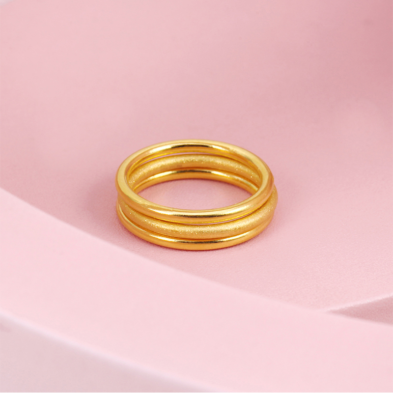 新金珠宝 黄金戒指 三线绒女戒磨砂光面素圈金戒子三生三世指环1042