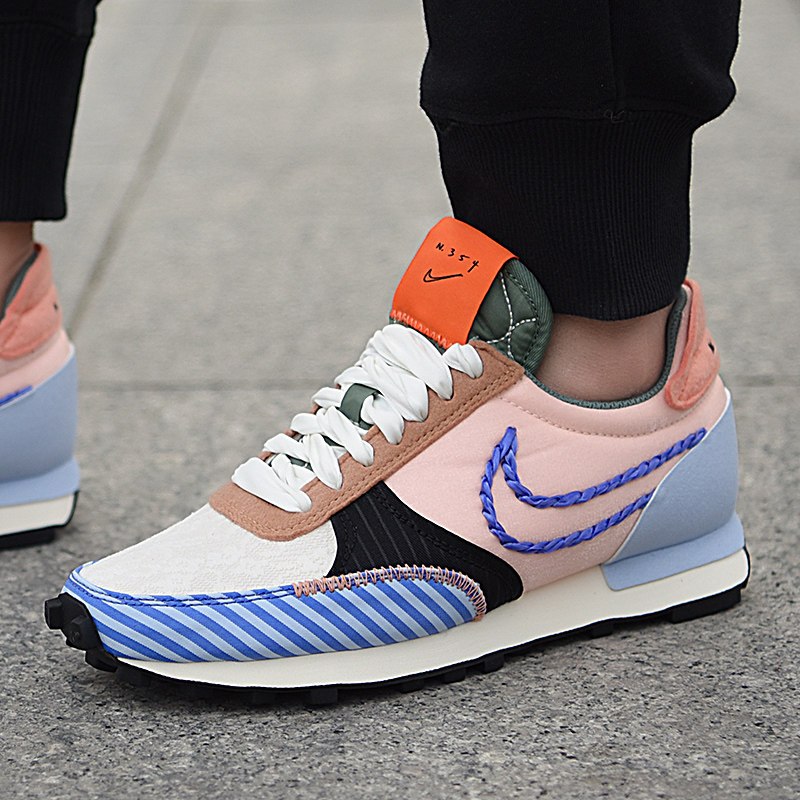 nike耐克女鞋正品官方旗舰2021秋冬新款卡其色经典华夫鞋休闲鞋女视频