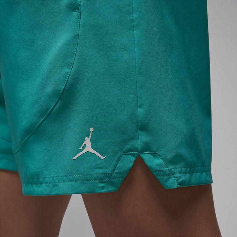 Jordan运动透气速干中裤男DriFIT科技四向弹力篮球训练短裤FN高清大图