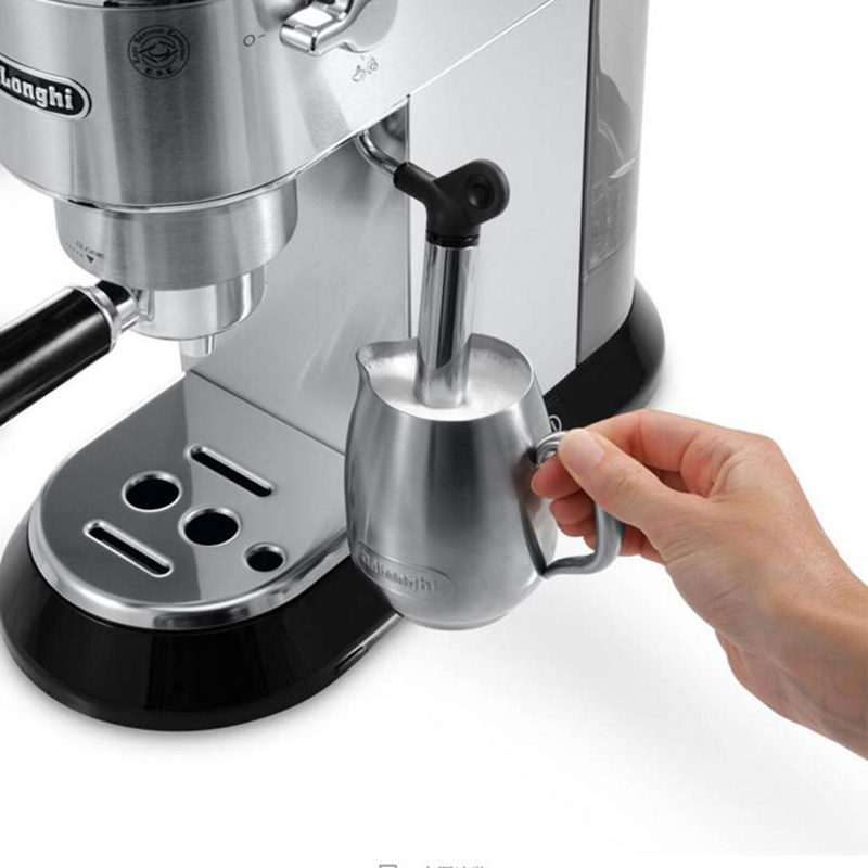 德龙(Delonghi)咖啡机 半自动咖啡机 意式浓缩 家用 商用 办公室 泵压式 EC680.M/ EC685.M银色