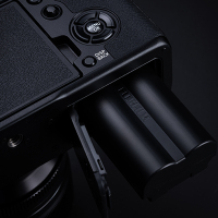 富士(FUJIFILM) X-T4(23mmF2)银色 单镜头套装 数码微单相机
