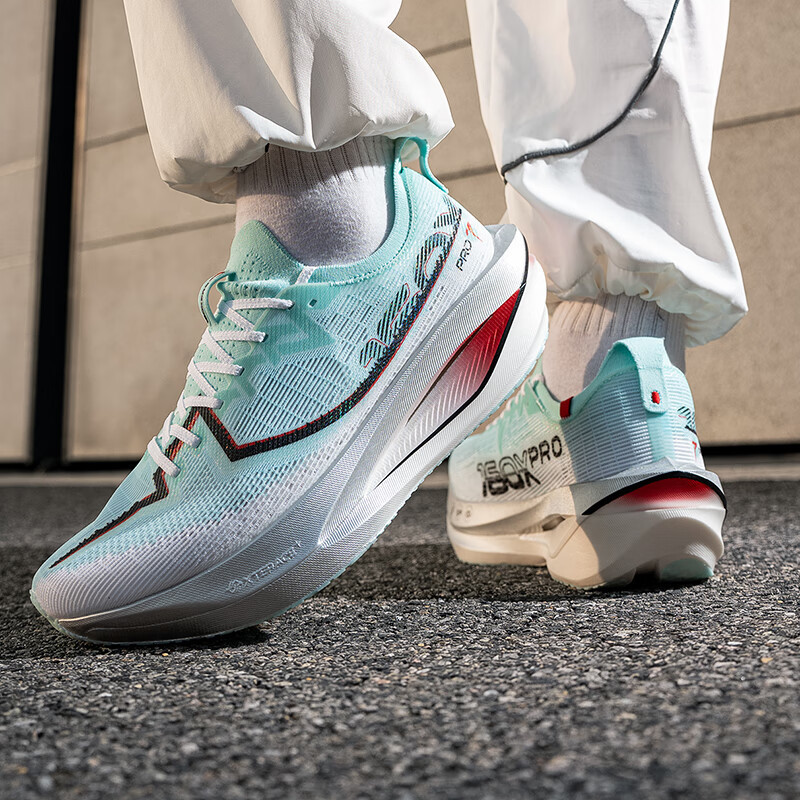 特步(XTEP)975319110041男鞋秋季新款马拉松缓震轻便训练鞋比赛跑鞋