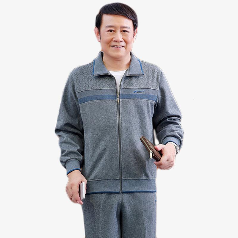 冬季男士卫衣运动装爸爸运动套装中年男子休闲商务衣