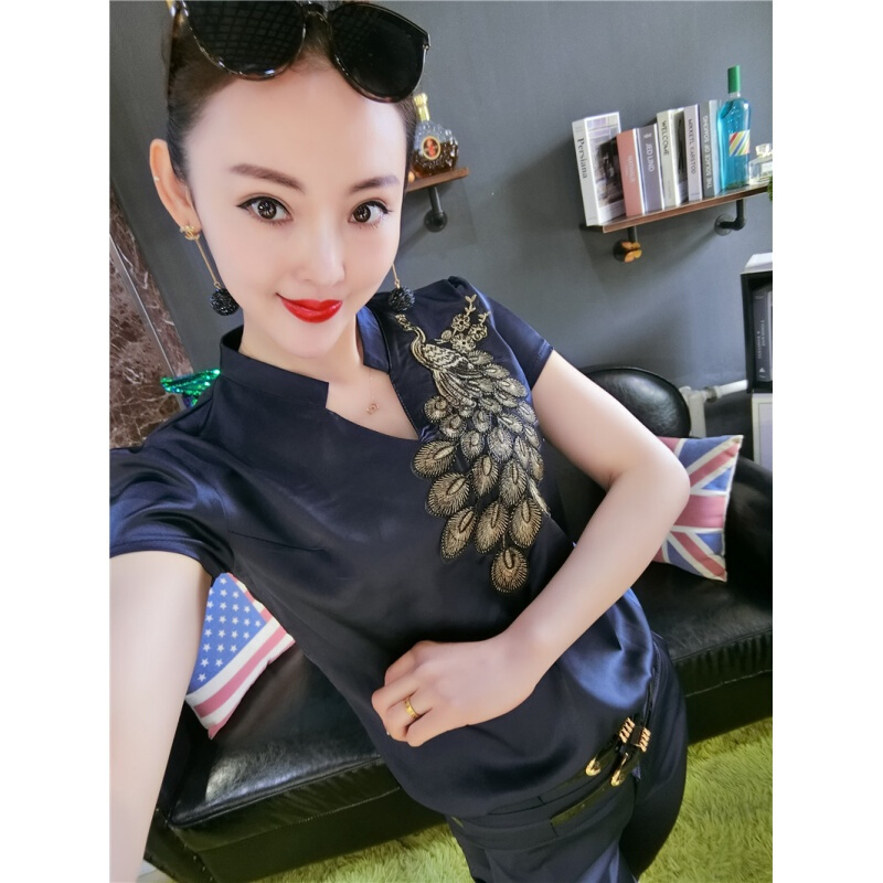 2018新款女士夏季雪纺亮丝上衣气质洋气小衫打底衫时尚刺绣衬衫潮