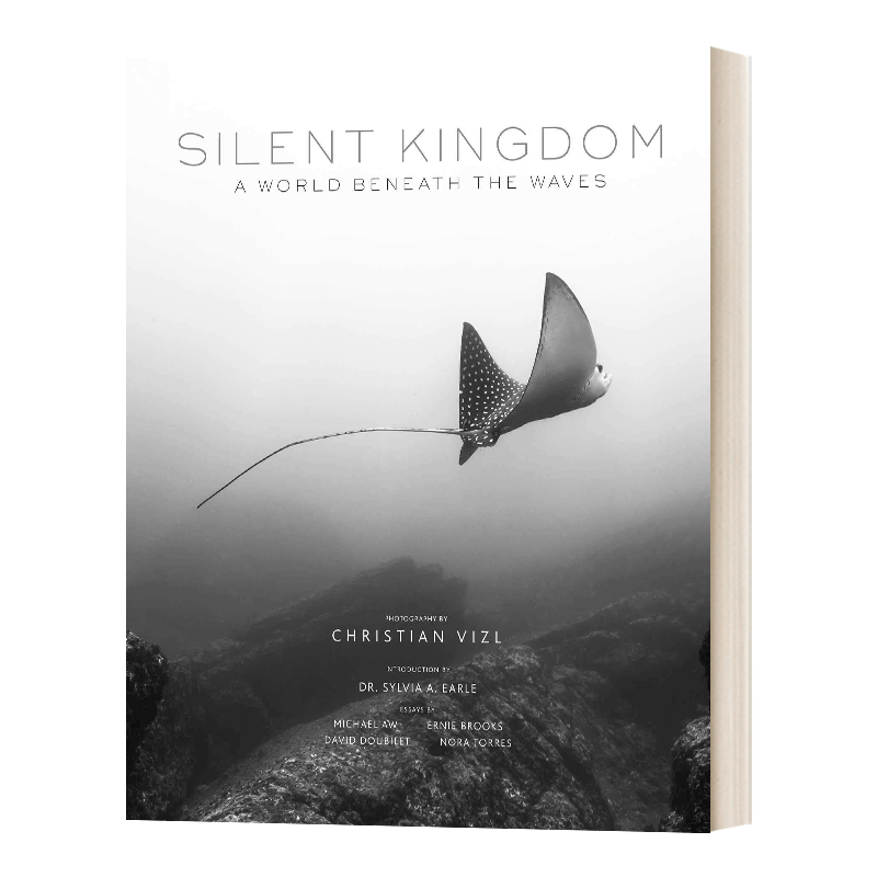 罕见 精装 [正版]英文原版 Silent Kingdom 沉默的王国 海底世界 黑白水下摄影作品集 海洋生物之美 英文高清大图