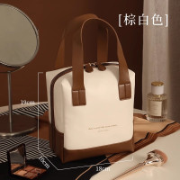小方糖化妆包女2024新款高端网红大容量便携式品收纳包外出袋2025