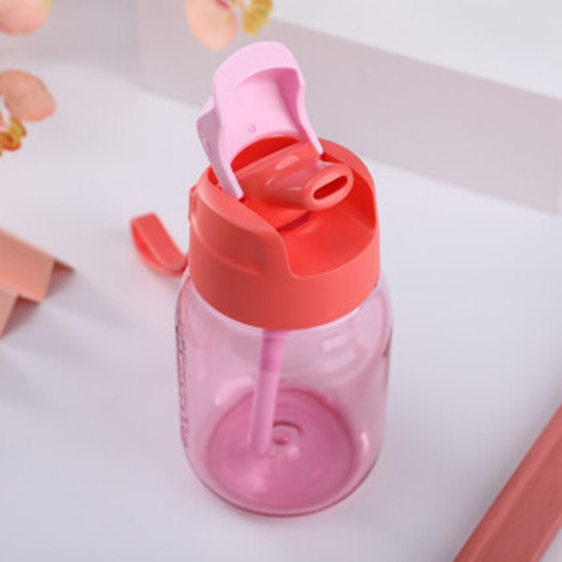 特百惠(Tupperware)嘟嘟CC企鹅杯350ml 便携防漏塑料水杯 创意学生儿童水杯(可选不带吸管)