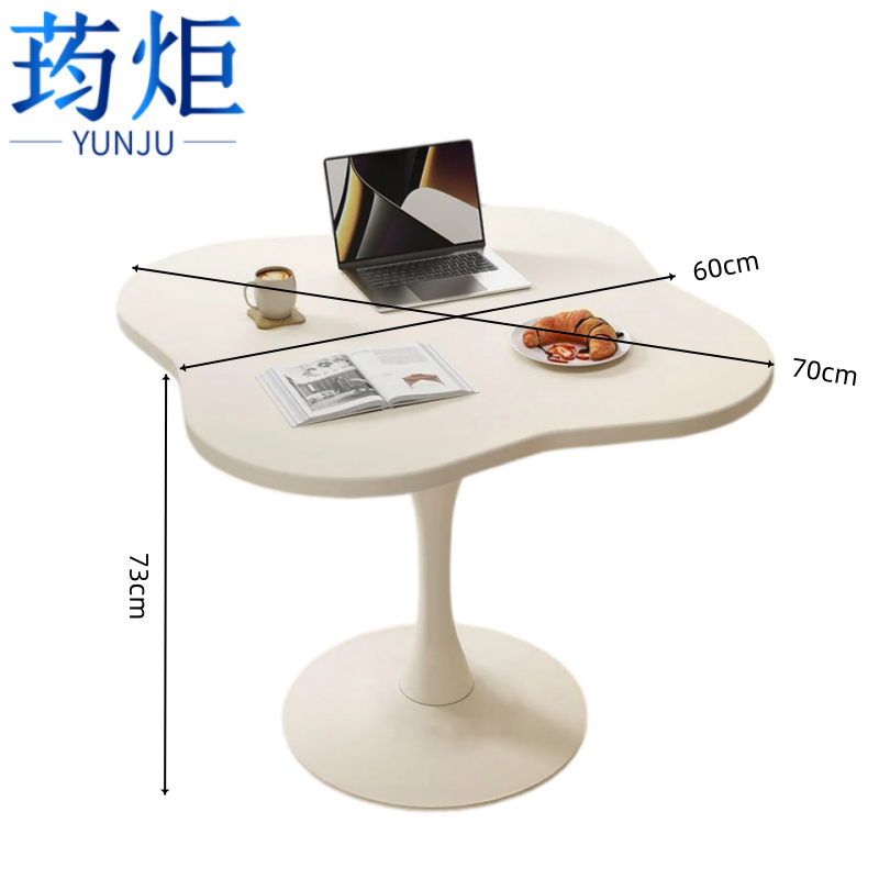 荺炬餐桌高清大图