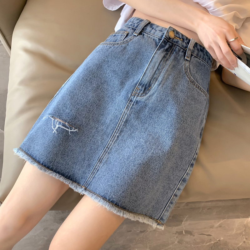 [2.5折价49元]唐狮半身裙女春新款显瘦百搭破洞毛边牛仔短裙小个子a字裙