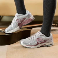 NEW BALANCE男鞋女鞋2025夏季新款运动鞋时尚潮流舒适户外健身跑步休闲鞋