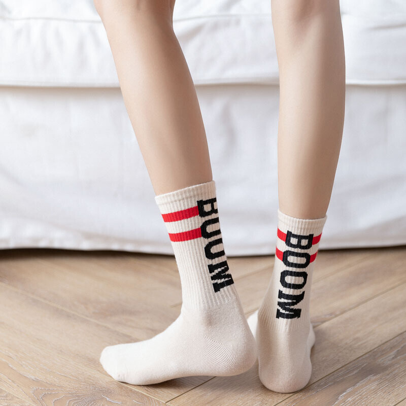 波迷娜bomina高帮袜子女中筒袜ins潮四季季街头网红袜士欧美长筒高腰