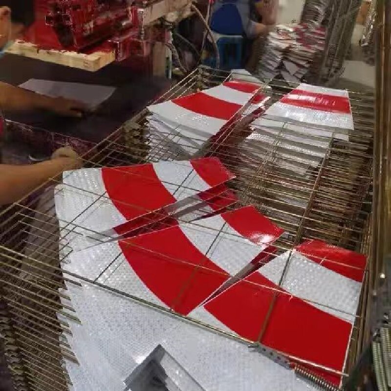 苏宁宜品智能反光背心夜跑防护户外LED警示背心时尚轻便高可见度保护设计高清大图