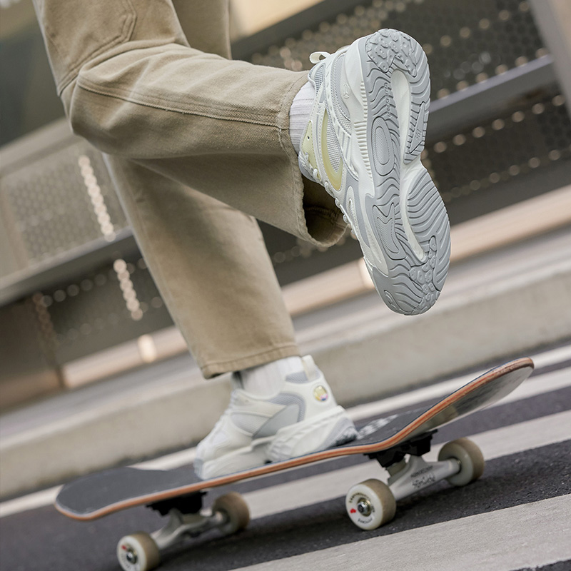 361°女鞋运动鞋新款女休闲鞋682516623高清大图