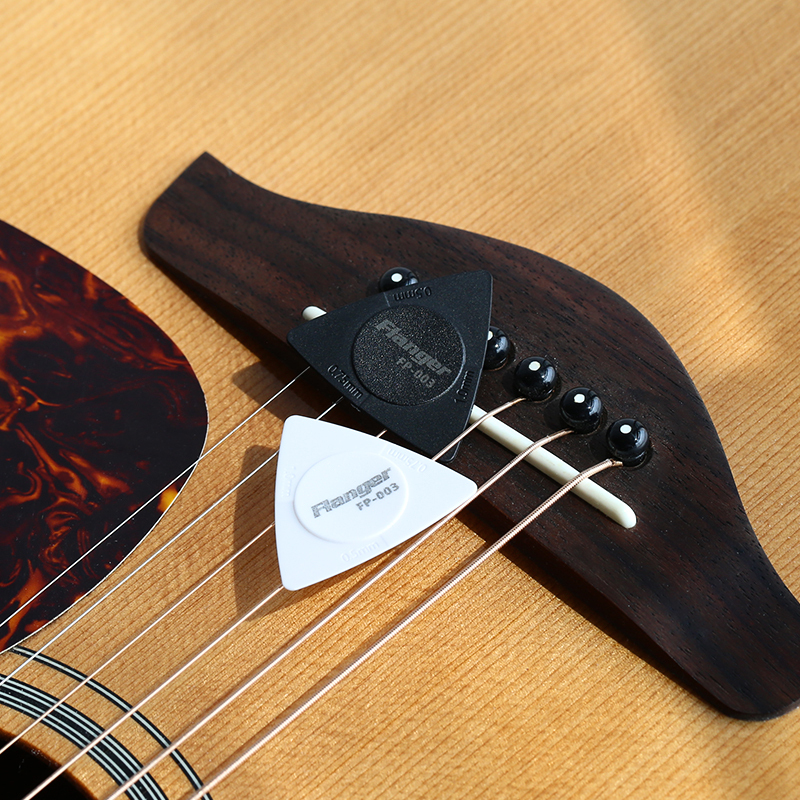 flanger吉他拨片电木吉他拨片三角形三厚度拨片磨砂通用吉他拨片