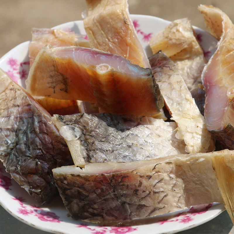 湖北特产农家自制干鱼腊鱼咸鱼风干鱼阳干鱼草鱼块约3斤重