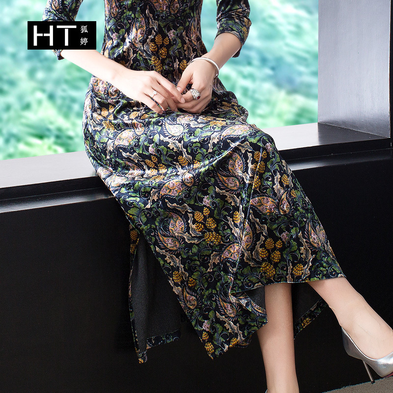 改良旗袍连衣裙 秋季女2021新款长袖高端复古大码丝绒裙