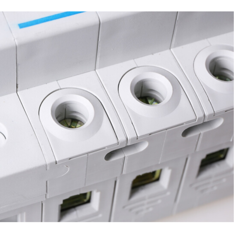漏电保护器 家用小型漏保断路器 空气空开开关 4P 32A