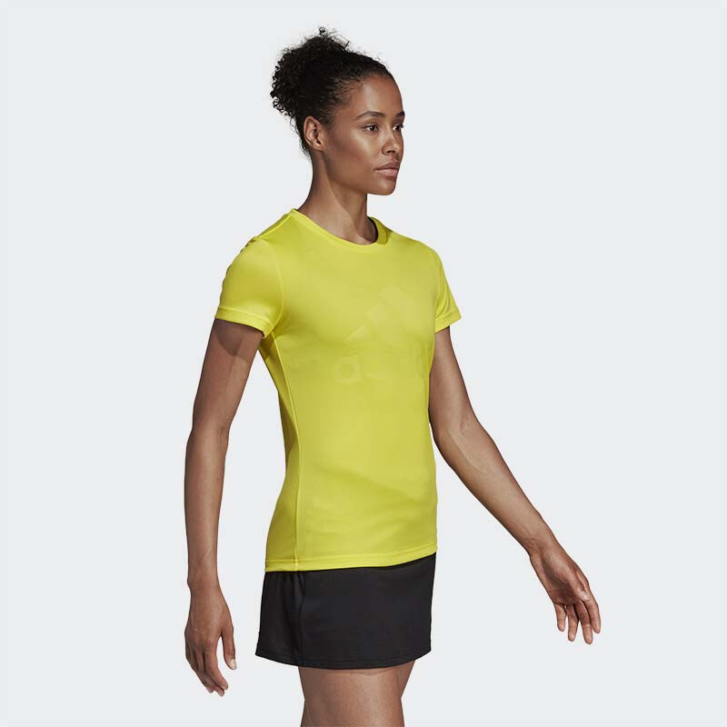 阿迪达斯 (adidas)春夏新款羽毛球短袖男女款圆领T恤情侣款休闲运动短袖针织速干透气 女款黄色CW7088 (S-X