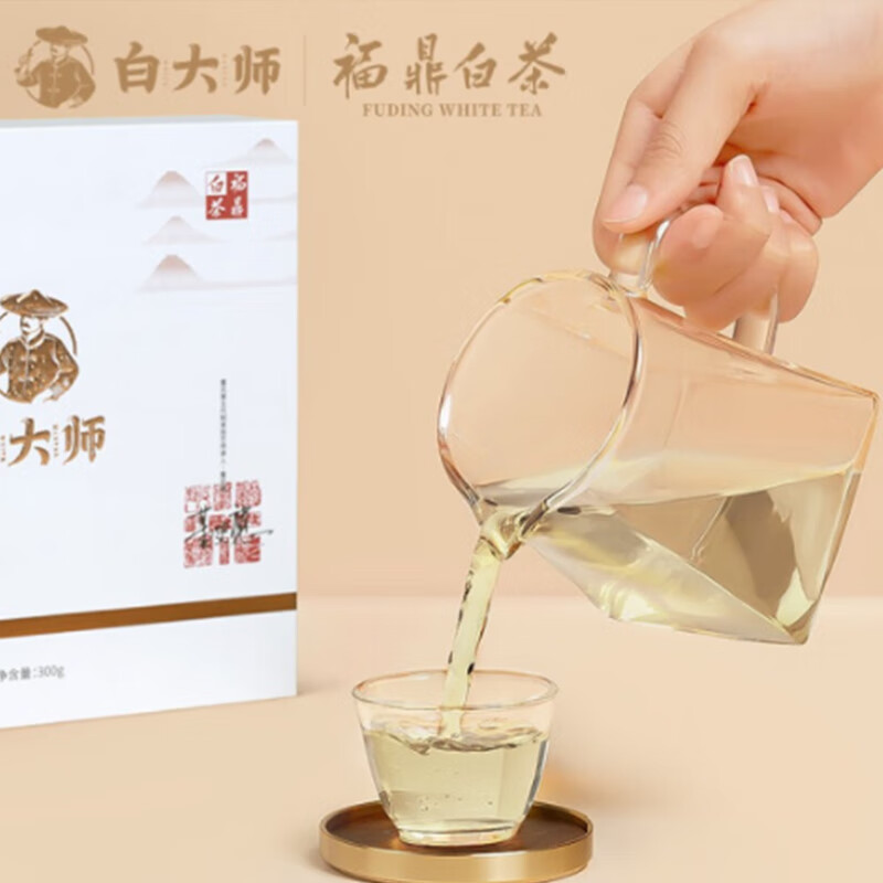白大师 正脉之源系列茶饼 贡眉白茶白毫银针 2019年白毫银针茶饼高清大图