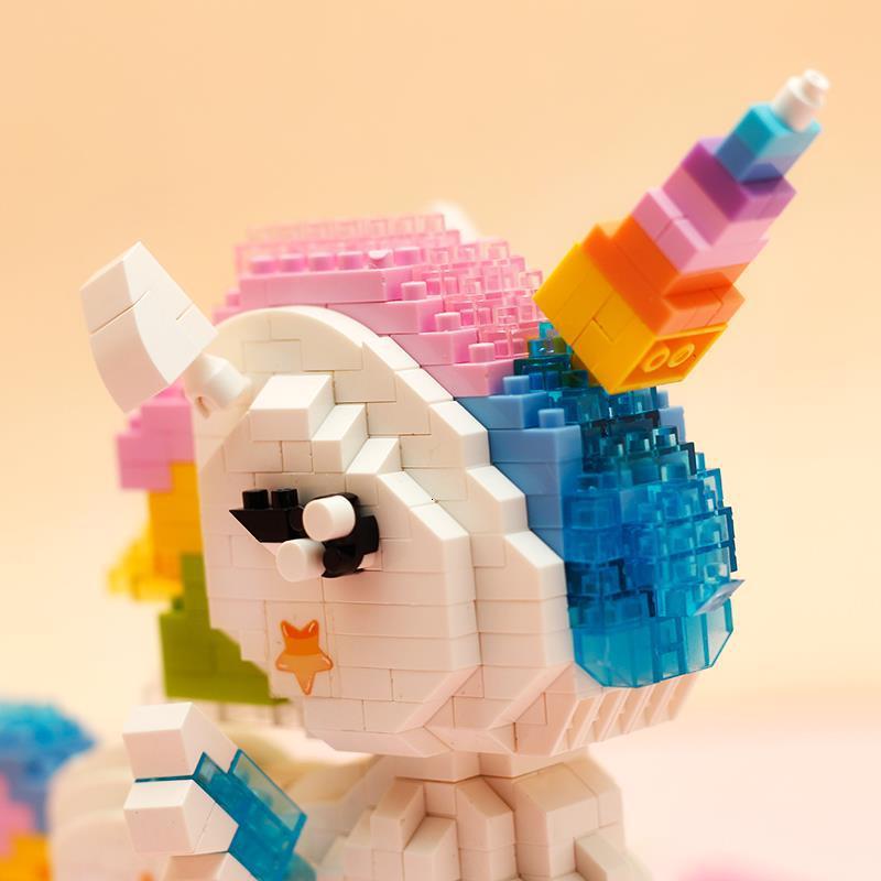 小颗粒独角兽微钻卡通小马拼插男孩女孩成人玩具 积木