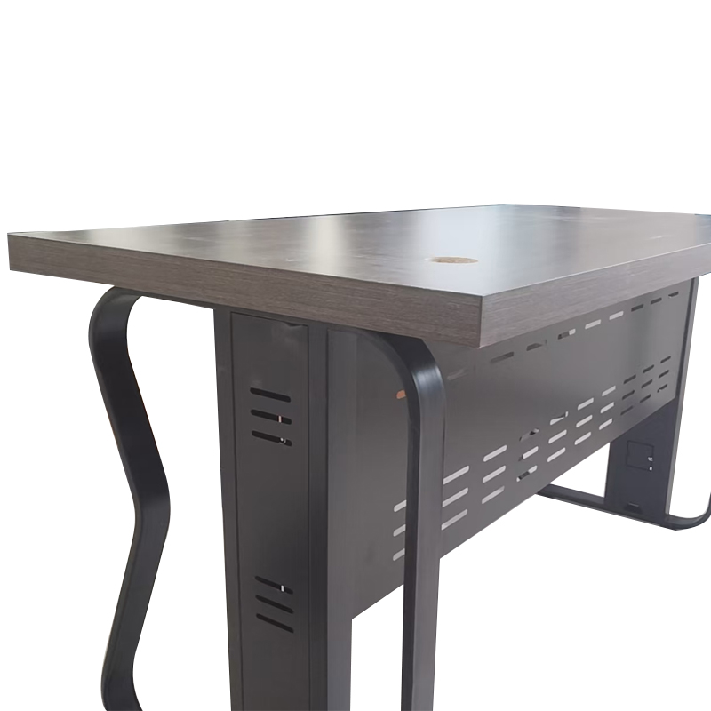 璎蕙 电脑桌 140*70*76cm 张高清大图