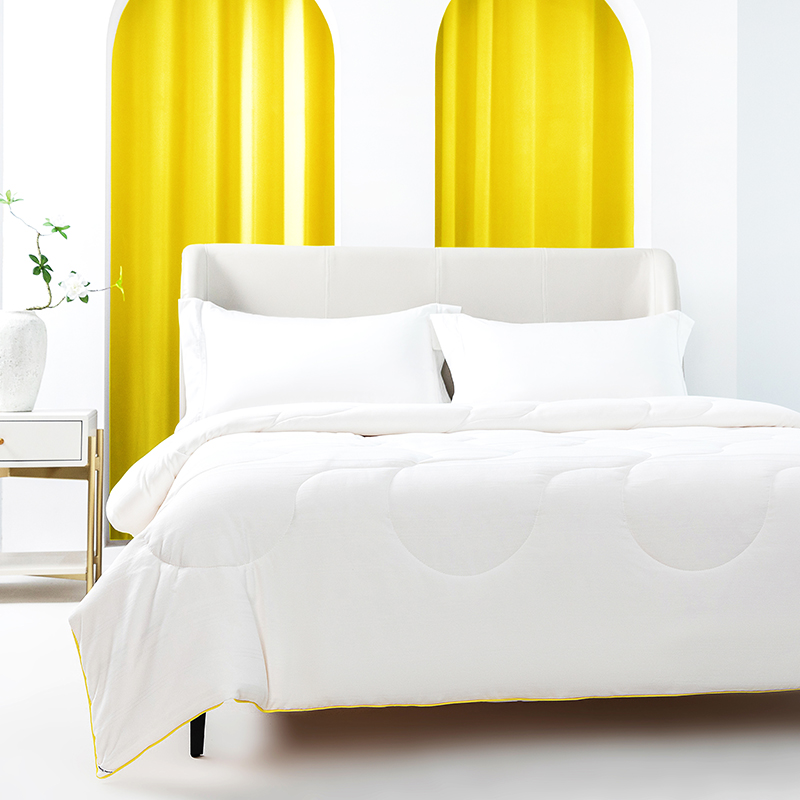 Z.M.N.(法国啄木鸟)大豆蛋白美肤被-小豆汀ZHB-0018高清大图