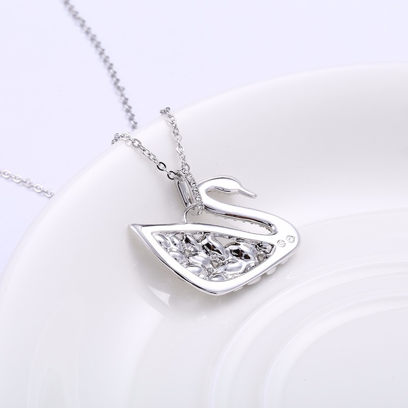 SWAROVSKI 施华洛世奇 SwanLake人造水晶银色天鹅女士项链吊坠5169080