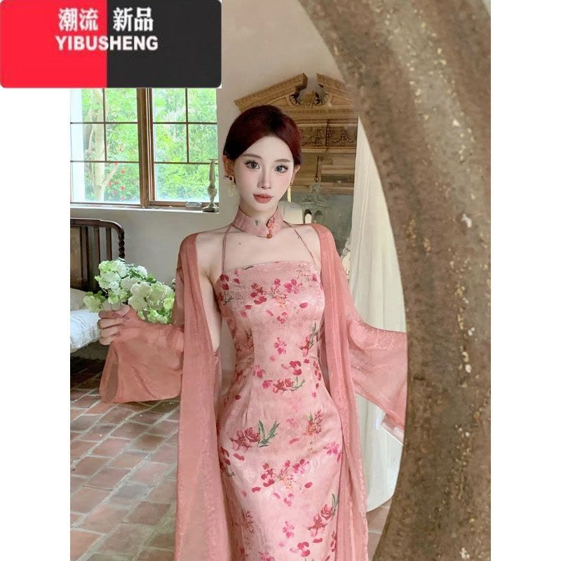 YIBUSHENG自制粉序平领开叉挂脖国风改良旗袍新中式修身显瘦粉色吊带连衣裙图片