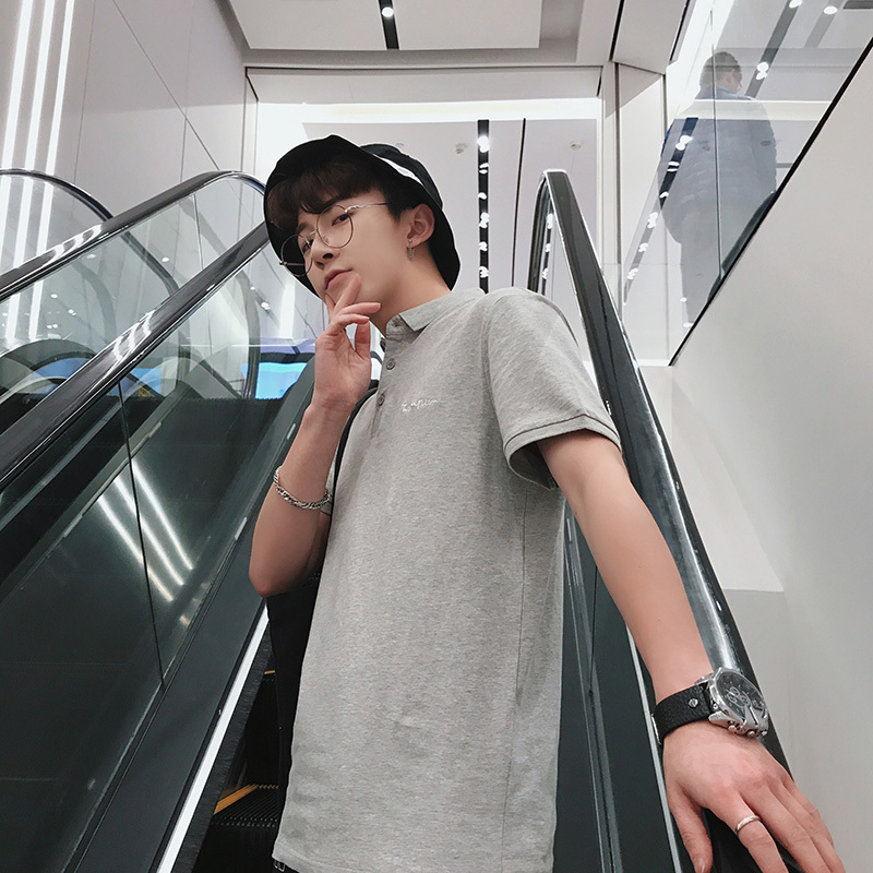 2018年轻夏帅气男士修身拉链装饰POLO衫学生短袖衫翻领男上衣