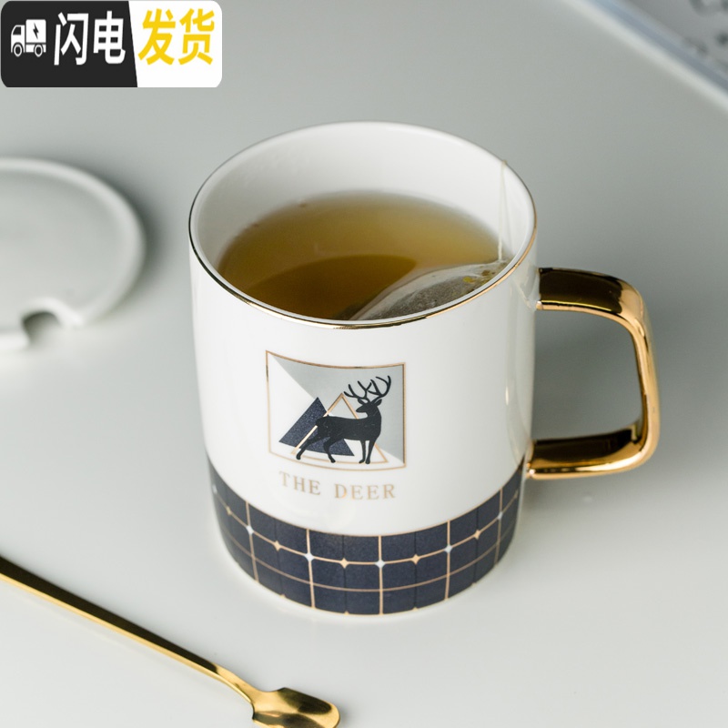 三维工匠北欧鹿杯子创意陶瓷水杯个性马克杯办公室咖啡杯潮流牛奶杯早餐杯 酒红色(白柄礼盒装)高清大图
