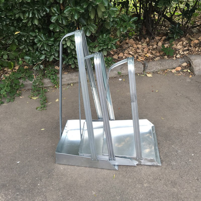 礼千初 灰斗铁簸箕铁戳子垃圾铲加厚垃圾铁畚箕铁扒斗清洁套装 85cm簸箕高清大图