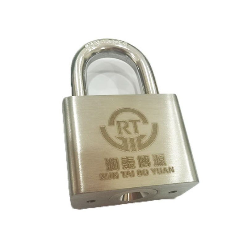 润泰博源 四方40*挂锁 叶片通开锁 (计价单位:个) 银色高清大图