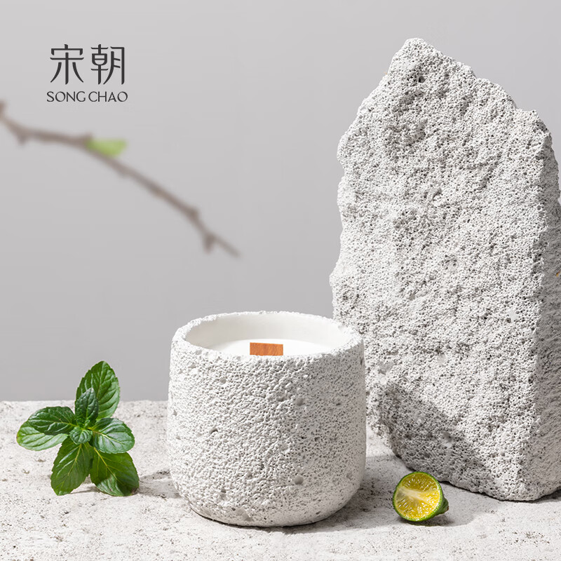 宋朝冷山香薰蜡烛室内持久留香卧室香氛精致伴手礼 春雨清茶 200g
