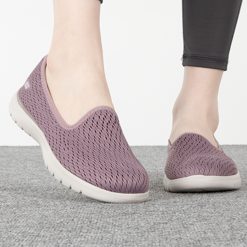 Skechers/斯凯奇女鞋新款一脚穿健步鞋网面透气运动休闲鞋136505-LTMV ZP