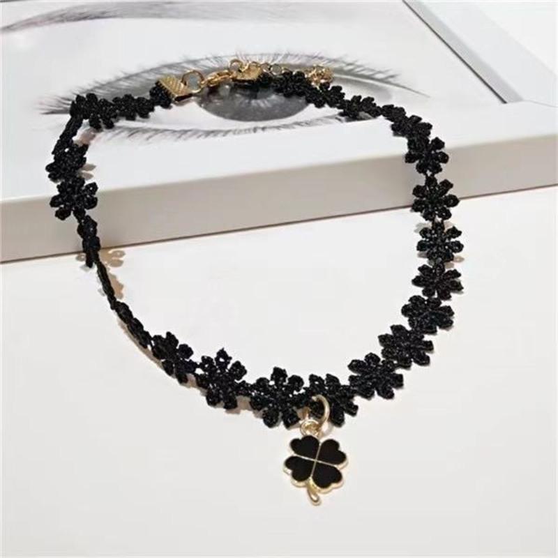 脖子饰品锁骨链女黑色颈带蕾丝四叶草项链颈饰脖子链项圈女choker 四叶草-颈链