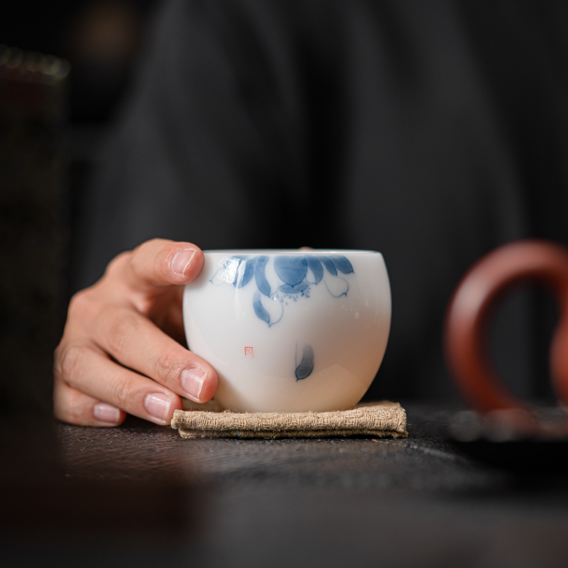 MULTIPOTENT主人杯功夫茶具手绘陶瓷羊脂玉白瓷品茗杯茶杯单杯荷莲绽放