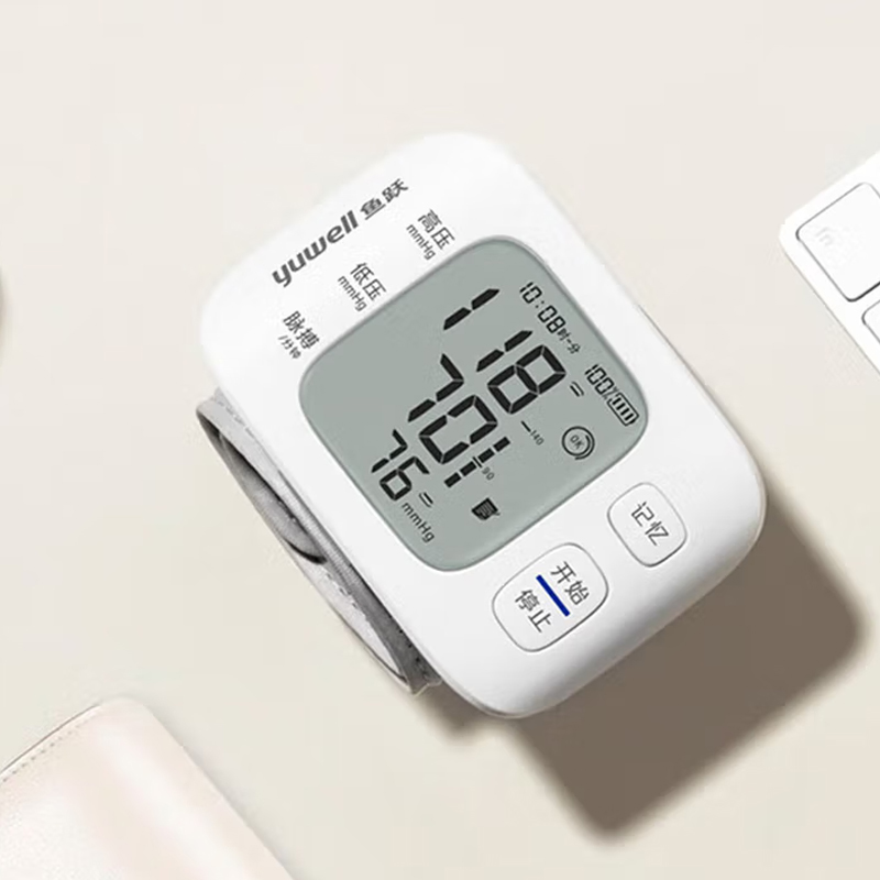 腕带电子血压仪 鱼跃YE8800AR高清大图