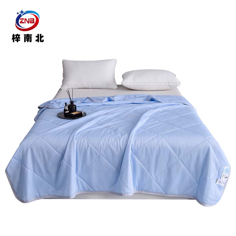梓南北 抑菌凉感丝夏被空调被 200*230cm 条高清大图