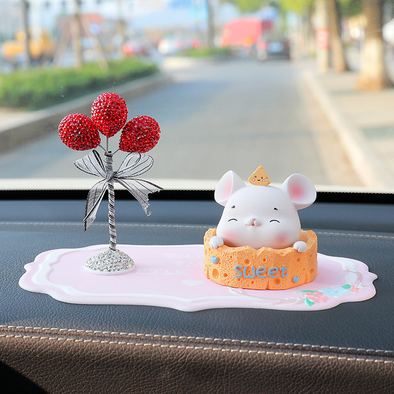 敬平汽车车内装饰用品大全小老鼠气车网红车载摆件车上女人装饰女5男