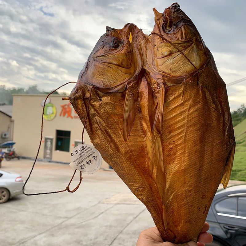 赛卡伊湖南特产网红烟熏整条腊鲢鱼成师傅下饭菜腊味鱼块