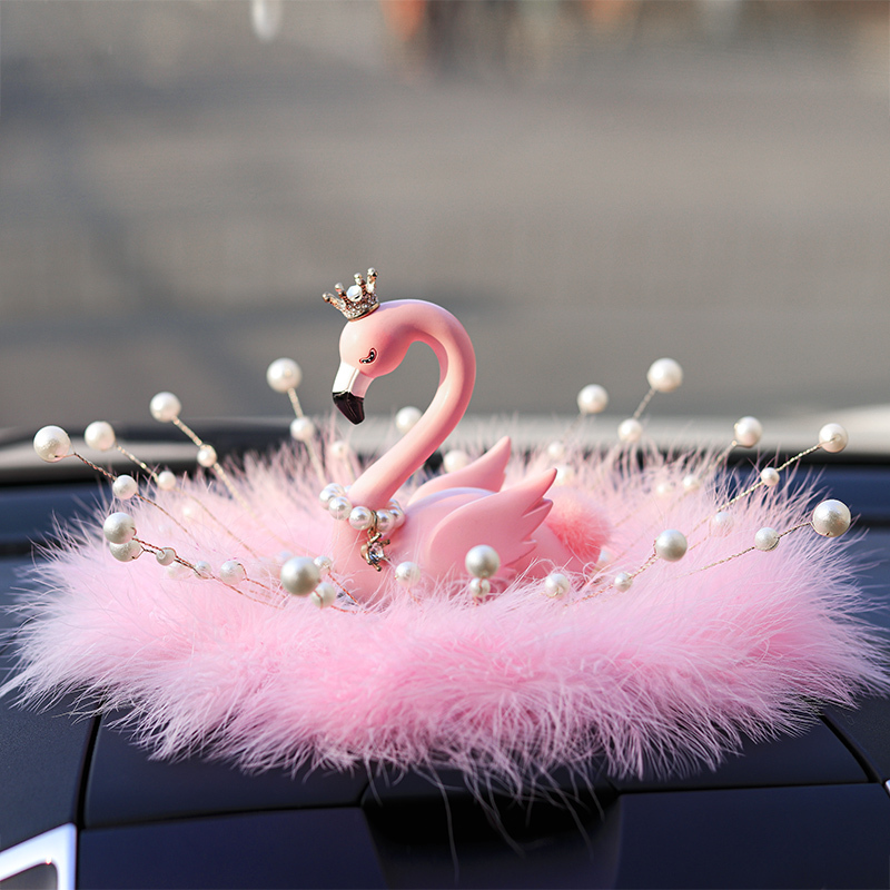 敬平火烈鸟汽车内装饰品摆件车上创意个性车载用品大全女女人粉色羽毛